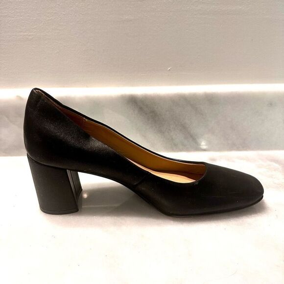 Naturalizer Leather Block Heel Square Toe Slip On Black Pumps Shoes Size 9.5 - Picture 1 of 10